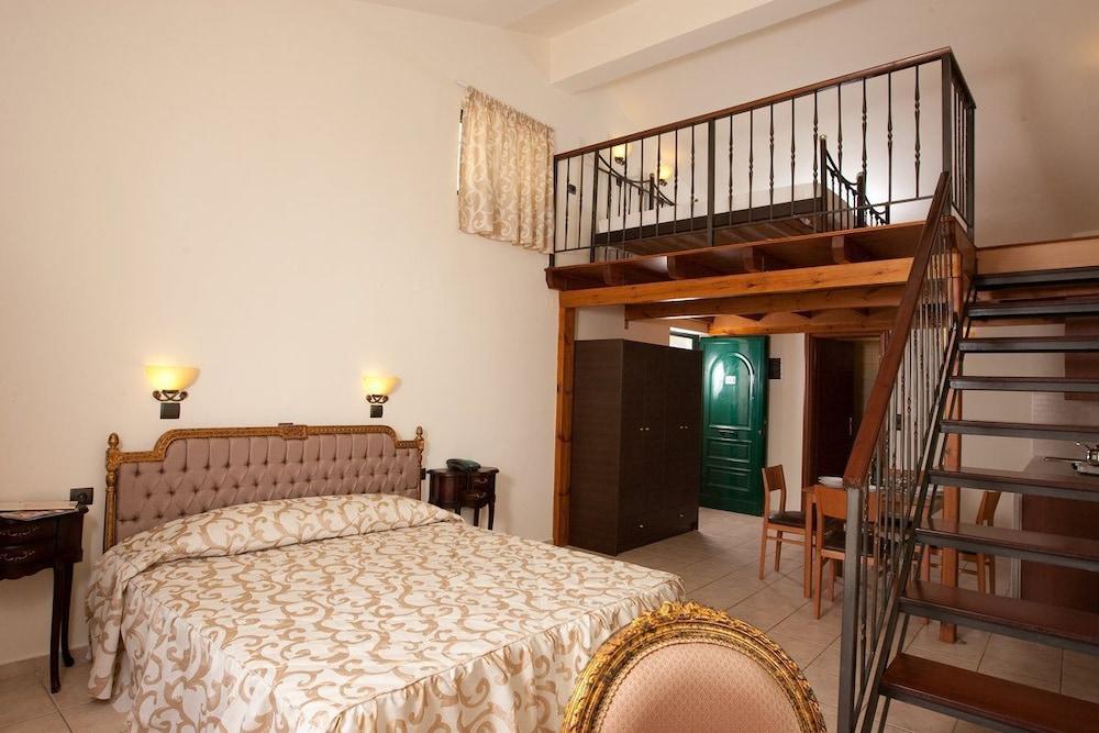 Dias Hotel & Apts สตาลิดา ภายนอก รูปภาพ